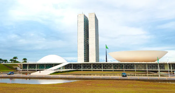 Câmara dos Deputados aprova castração química para pedófilos