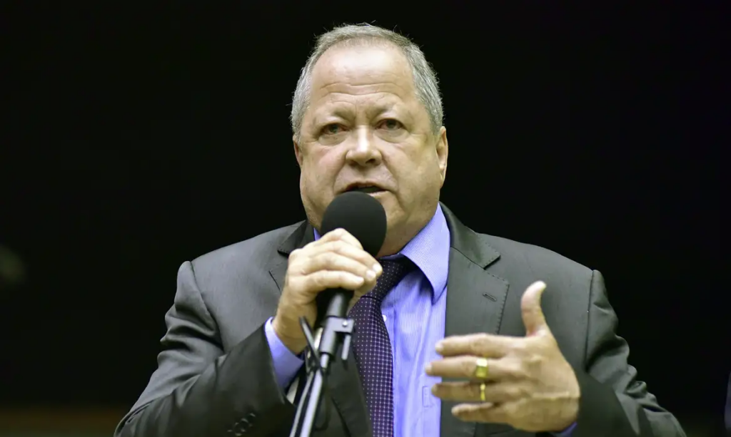 MORAES