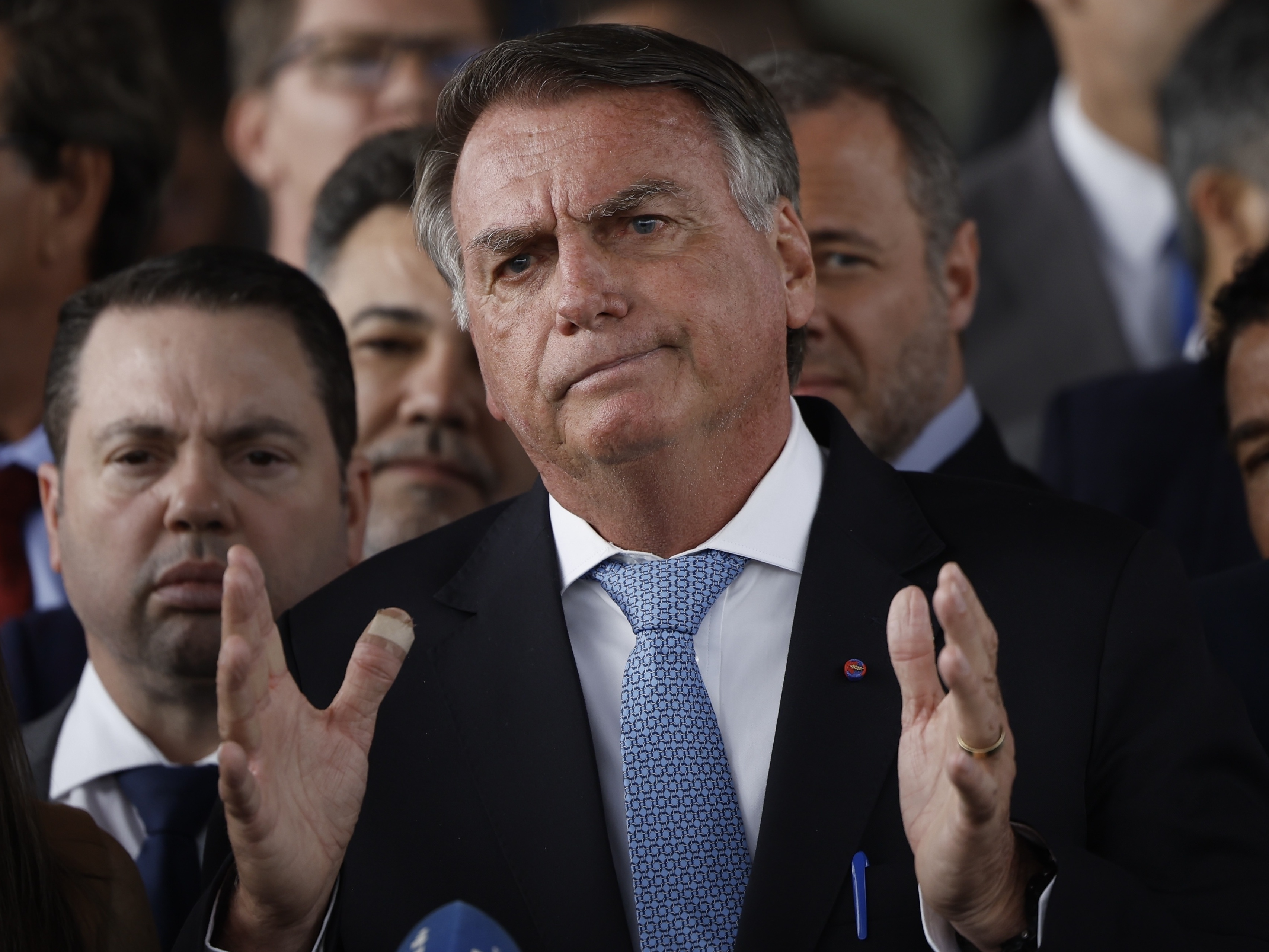 Recuo de Bolsonaro sobre o 8 de janeiro no STF irrita base de apoiadores, aponta pesquisador