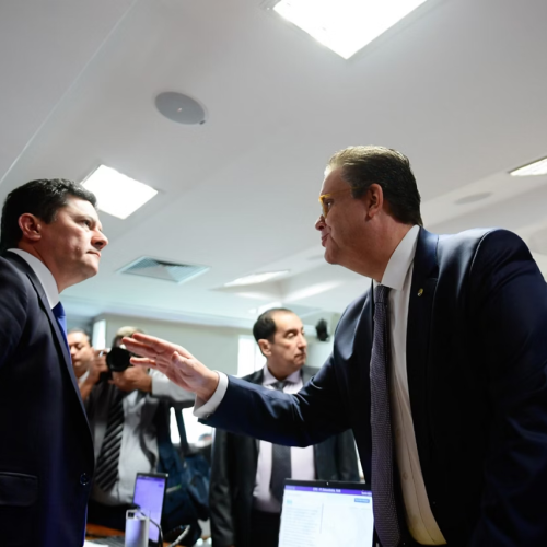 Troca de acusações entre Wolney Queiroz e Sérgio Moro marca sessão no Congresso sobre fraudes no INSS