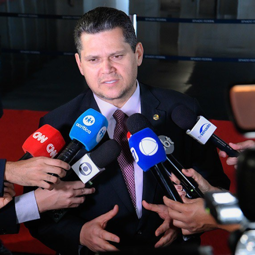 Fim da reeleição: divergências sobre mandatos e unificação de datas podem atrasar votação no Senado