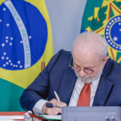 Lula sanciona Lei do Luto Parental: veja os principais avanços e mudança na Lei nº 6.015/1973